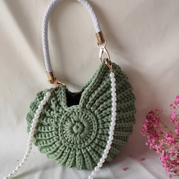 Creative Conch Shaped Crochet Women Shoulde Bags Funny Cute Pearls Chains Handmade Weave Crossbody Bag Novelty Small Handbags