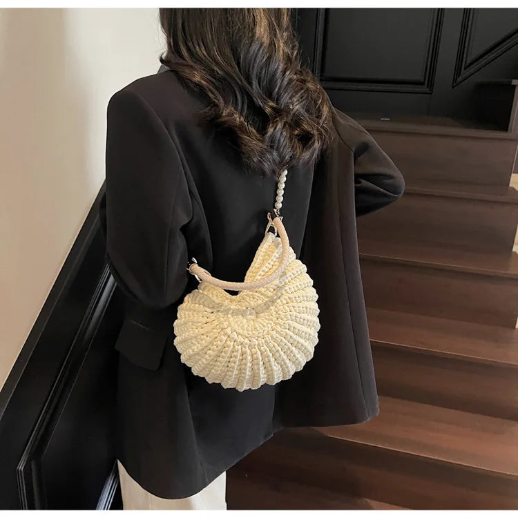 Creative Conch Shaped Crochet Women Shoulde Bags Funny Cute Pearls Chains Handmade Weave Crossbody Bag Novelty Small Handbags