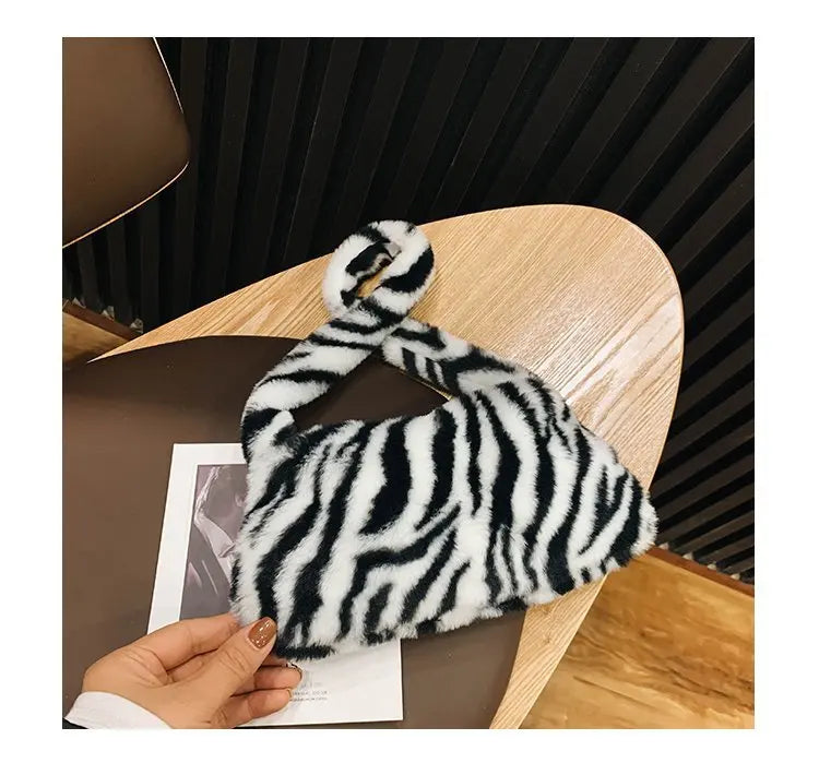 New Fluffy Totes Soft Plush Shoulder Underarm Bag Solid Color Purse Autumn Winter Handbag Women Lady Fashion Storage Pouch