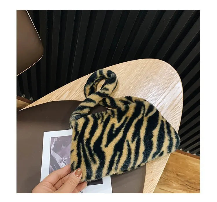 New Fluffy Totes Soft Plush Shoulder Underarm Bag Solid Color Purse Autumn Winter Handbag Women Lady Fashion Storage Pouch
