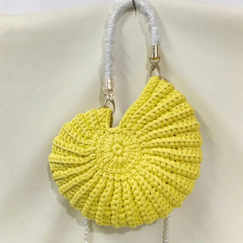 Creative Conch Shaped Crochet Women Shoulde Bags Funny Cute Pearls Chains Handmade Weave Crossbody Bag Novelty Small Handbags