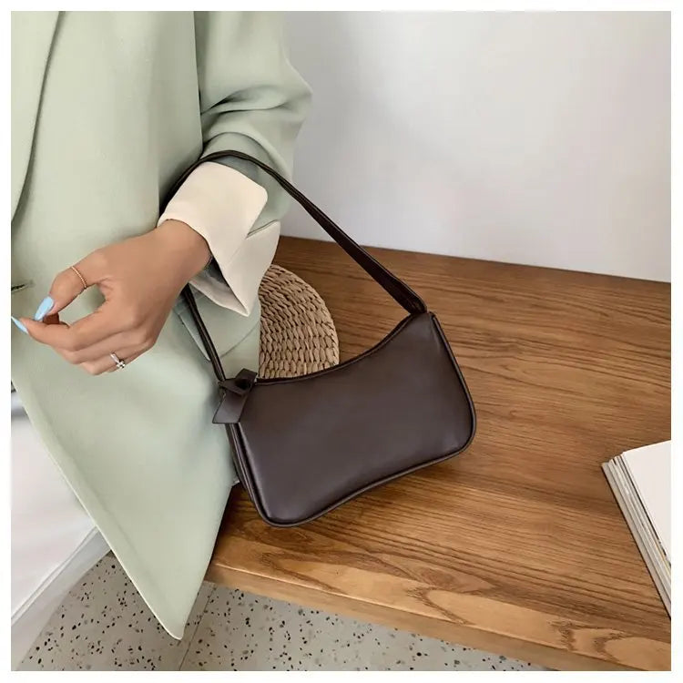 Retro Totes Bags for Women 2022 Trendy Vintage Handbag Female Small Subaxillary Bags Casual Retro Mini Shoulder Bag