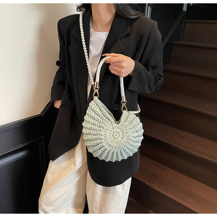 Creative Conch Shaped Crochet Women Shoulde Bags Funny Cute Pearls Chains Handmade Weave Crossbody Bag Novelty Small Handbags