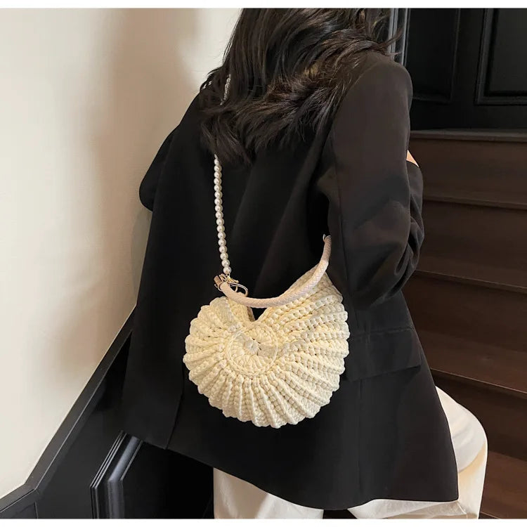 Creative Conch Shaped Crochet Women Shoulde Bags Funny Cute Pearls Chains Handmade Weave Crossbody Bag Novelty Small Handbags
