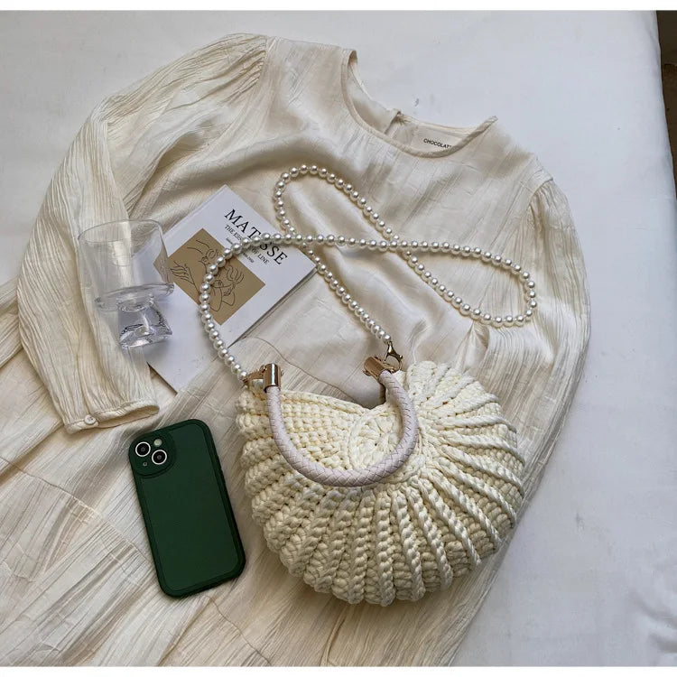 Creative Conch Shaped Crochet Women Shoulde Bags Funny Cute Pearls Chains Handmade Weave Crossbody Bag Novelty Small Handbags