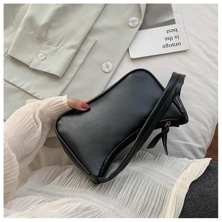 Retro Totes Bags for Women 2022 Trendy Vintage Handbag Female Small Subaxillary Bags Casual Retro Mini Shoulder Bag
