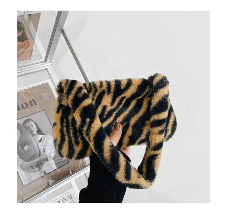 New Fluffy Totes Soft Plush Shoulder Underarm Bag Solid Color Purse Autumn Winter Handbag Women Lady Fashion Storage Pouch