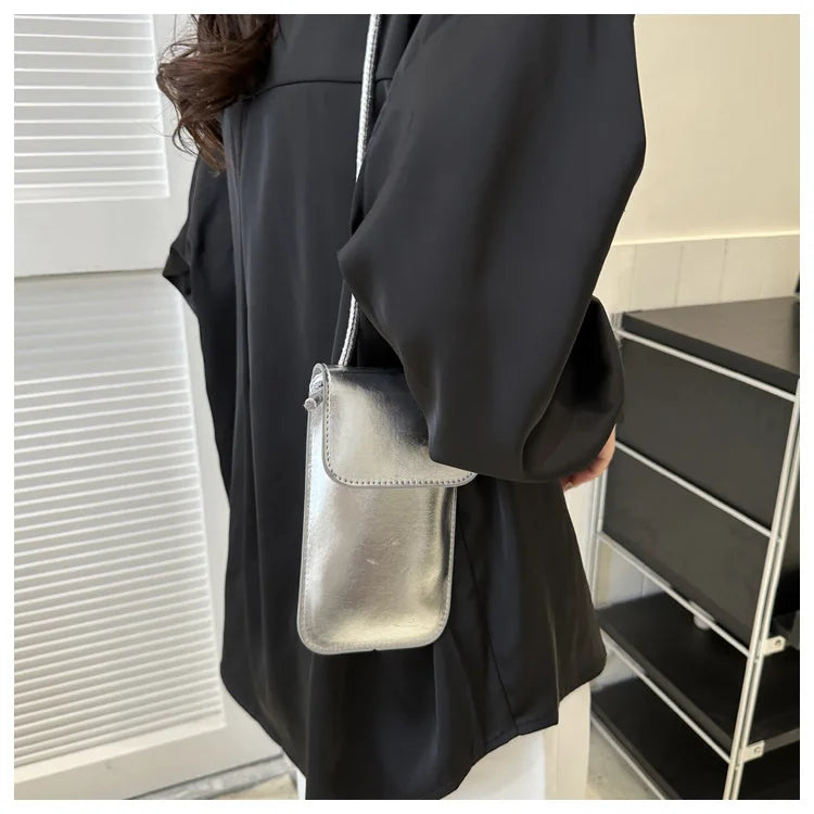 New Fashion Gold Silver Glossy Mini Bag Casual Versatile Shoulder Crossbody Bag for Women Outdoor Portable Mobile Phone Bag