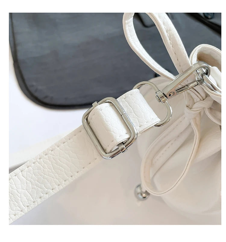 PU Leather Handbag Fashion Solid Vintage & Classic  Crossbody Bag